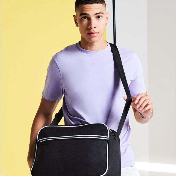 Retro Shoulder Bag Thumbnail