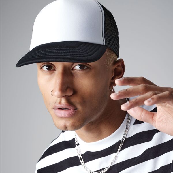 Vintage Snapback Trucker Thumbnail